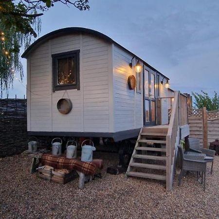 Bed and Breakfast The Shepherds Snug Faversham Exterior foto